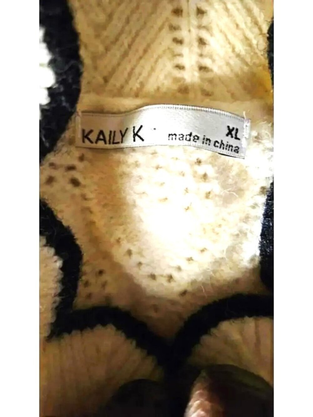 Kaily K Ivory and black ruffled sweater - Picture 4 of 5